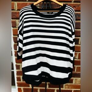 Cable & Gauge Black and White Striped knit sweater top
